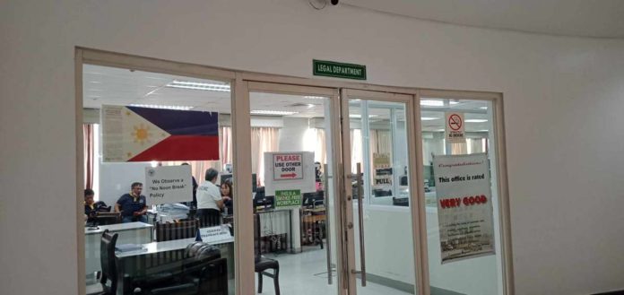 theft_resized Cellphones and other equipment were stolen from the Iloilo Provincial Legal Office on Monday, May 6. Closed-circuit television recording showed a suspect entered the office shortly after 8 a.m. and remained inside for approximately five minutes. ILOILO PROVINCIAL LEGAL OFFICE PHOTO