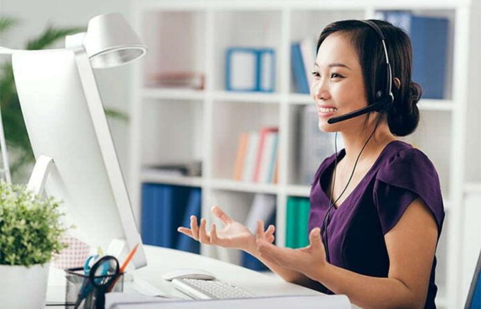 A virtual assistant job includes performing tasks like web research, data encoding, computer setup, troubleshooting, and content creation. OUTSOURCED.PH PHOTO