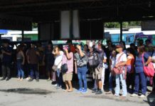 ‘FLIRT’ COVID-19 VARIANT THREAT; Maintain good respiratory hygiene, DOH urges public The Department of Health Region 6 advises the public to wear facemasks when experiencing symptoms or in crowded places. AJ PALCULLO/PN