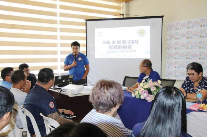 SGLG_award_resized The Roxas City Government welcomes the 2024 Seal of Good Local Governance Regional Assessment Team of the Department of Interior and Local Government on Tuesday, June 11. MAYOR RONNIE DADIVAS/FACEBOOK PHOTO