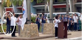 Together with Iloilo provincial government employees, Gov. Arthur Defensor Jr. recites the Bagong Pilipinas pledge during Monday’s flag-raising ceremony at the capitol grounds. SCREENSHOT PHOTOS FROM VIDEO OF BALITA HALIN SA KAPITOLYO