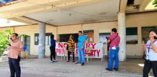 Iloilo 1st District’s Cong. Janette Garin, along with some local officials, visited the main building of the San Joaquin Mother and Child Hospital in Barangay Purok 5 (Poblacion), San Joaquin town on Monday, June 10, where they found Vilma Getuya holding the deed of donation dated February 2003. DYRI RMN ILOILO PHOTO