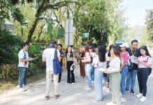 Agri groups oppose tariff cuts on rice National Economic and Development Authority’s planned tariff cuts on rice would not benefit Filipino farmers, as this would put pressure to lower palay’s farmgate price. AJ PALCULLO/PN