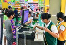 Customers purchase goods at a supermarket in Manila. MARK DEMAYO/ABS-CBN NEWS PHOTO
