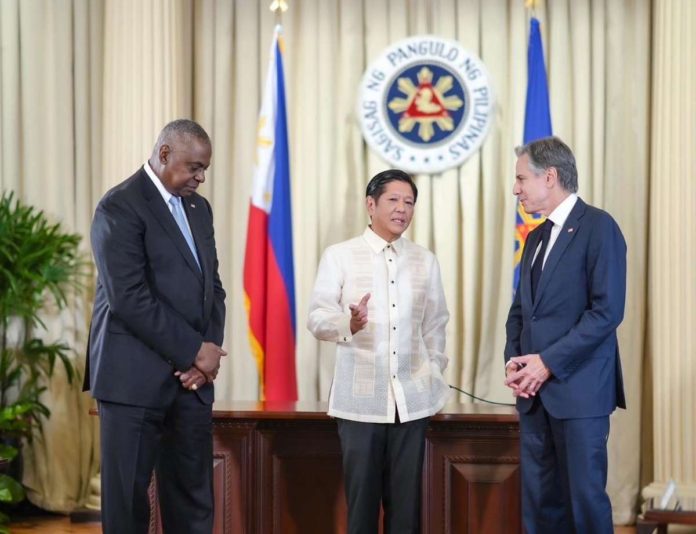 US_resized President Ferdinand Marcos Jr. welcomes to Malacañan Palace US Secretary of State Antony Blinken (right) and US Secretary of Defense Lloyd Austin III. PCO
