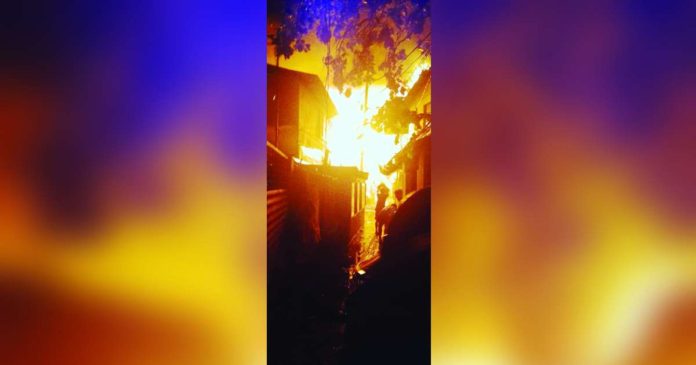 fire pic_superimposed A Tuesday evening fire razed seven houses in barangay West Habog-Habog, Molo, Iloilo City. K5 NEWS FM PHOTO