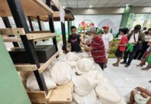 Consumers flock to buy rice sold at P29 per kilo in ADC Kadiwa Store in Quezon City. PHOTO COURTESY OF CLAY PARDILLA/PTV NEWS
