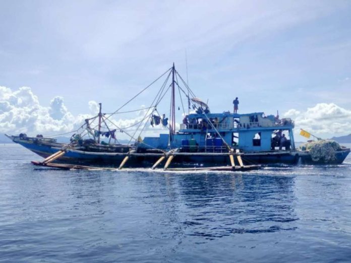ruby_wanted_illegal_fishing_resized This “super hulbot” illegal fishing boat was apprehended by the Provincial Bantay Dagat Task Force of Iloilo in Asluman, Carles early this month. Danish seine fishing causes significant damage to seagrass beds and corals, thus it is being outlawed. PHOTO FROM DR. RAUL BANIAS