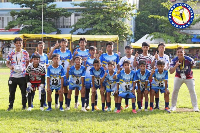 sports_Barotac_resized Members of the Barotac Nuevo Central Elementary School represented Western Visayas in the 2024 Palarong Pambansa elementary boys football. PHOTO COURTESY OF PINOY FOOTBALL PH