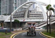 PH committed to ensuring tourists safety – DOT Local tourists on a kalesa go around Intramuros, Manila. PNA PHOTO BY JOAN BONDOC