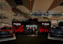 Isuzu D-MAX continues to excite with Mall Display and Action Playground in Davao City (from left) IPC Asst. Sales Division Head Mr. Yoshiki Sato, IPC Executive Vice President Mr. Shojiro Sakoda, Isuzu Davao Sales Head Ms. Davey Ann Wagas and IPC Asst. Sales Division Head Mr. Robert Carlos.