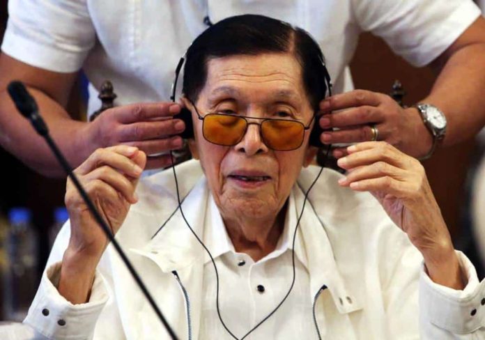 Enrile_resized “Let them decide. Until now, they are not deciding. Mahigit sampung taon na ‘yan, walang ebidensya na ipinipresenta sa akin,” says former Senate President Juan Ponce Enrile. INQUIRER/ MARIANNE BERMUDEZ