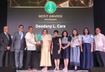 Celebrating 61 years of serving the nation: LANDBANK honors outstanding partners in countryside, national development Finance Secretary and LANDBANK Chairman Ralph G. Recto (2 nd from left), Bangko Sentral ng Pilipinas Governor Eli M. Remolona, Jr. (leftmost), and LANDBANK President and CEO Lynette V. Ortiz (center) confer the Ulirang Magsasaka Award to Deodany L. Cara (3 rd from left) with his wife, Ma. Cecilia Cara (4 th from left) during the LANDBANK 2024 MERIT Awards on 8 August 2024 in Malate, Manila. Joining them are LANDBANK Directors Virginia N. Orogo (6 th from left) and Nancy D. Irlanda (7 th from left), together with Executive Vice President Ma. Celeste A. Burgos (8 th from left) and Vice President Rolando G. Santos. (rightmost).