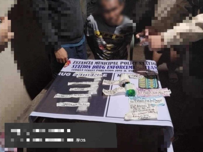 estancia_buy-bust_resized Alias “Jar-R” was found with around P364,000 worth of suspected shabu in a buy-bust operation in Estancia, Iloilo on Sunday, August 11. PHOTO COURTESY OF IPPO