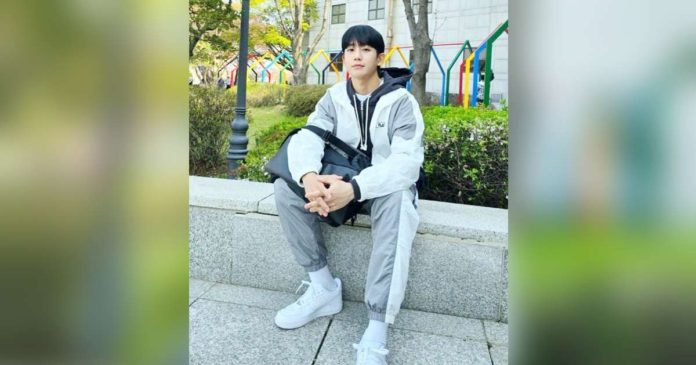 hae in 1_superimposed Jung Hae-in's agency FNC Entertainment announced that the actor will be bringing his fan meeting to Manila in December. Hae-in previously staged a fan meeting in Manila in August 2023 for his "10th Season" tour. @HOLYHAEIN/INSTAGRAM PHOTO