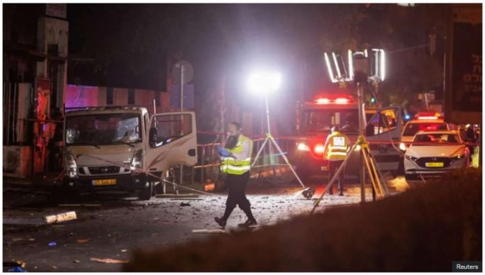israel_resized Israeli first responders inspect the scene of a bomb explosion in Tel Aviv, Israel, which Hamas says was a suicide attack on August 18. REUTERS