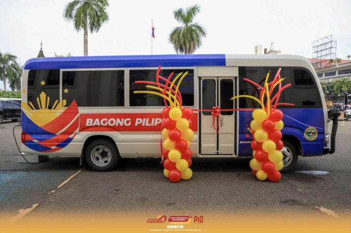 mobile_clinic_resized The state-of-the-art Bagong Pilipinas mobile diagnostic clinic is now in Capiz. CAPIZ PROVINCIAL GOV’T COMMUNICATIONS GROUP PHOTO