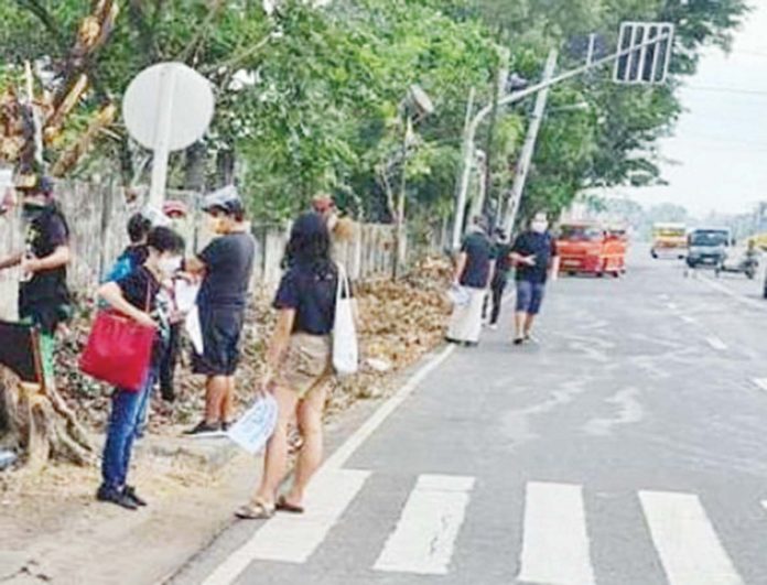 road_markings The Sangguniang Panlungsod of Bacolod City passed a resolution requesting the Bacolod Traffic Authority Office to repair and repaint road markings and pedestrian lanes. PHOTO COURTESY OF PNA