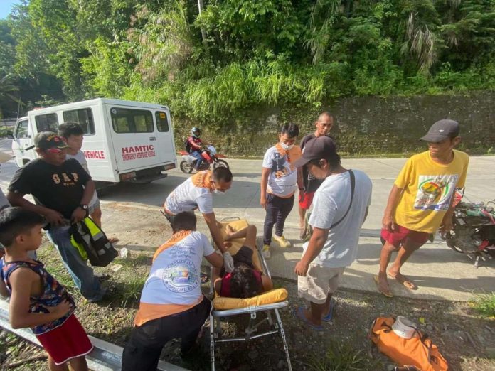 road_railing1_resized A 22-year-old driver was injured after his motorcycle crashed against a road railing in Barangay Apdo, Hamtic, Antique. KAP ALEX/FACEBOOK PHOTOS