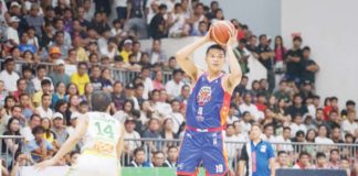 Justine Baltazar leads Pampanga Giant Lanterns in their lopsided win over Iloilo United Royals. MPBL PHOTO