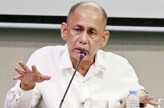 PAGCOR-1 Philippine Amusement and Gaming Corp. senior vice president Raul Villanueva says a retired chief of the Philippine National Police is among senior law enforcement officers on the “monthly payroll” of Philippine offshore gaming operators. INQUIRER PHOTO/RICHARD A. REYES