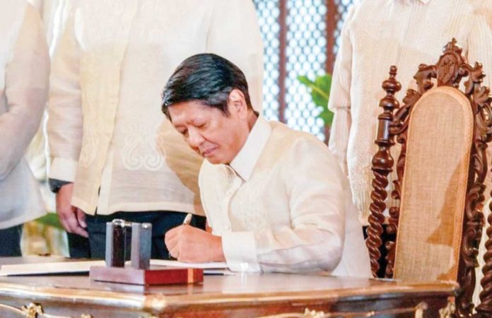 PBBM_1_resized “No more backdoors, no more shortcuts, and certainly, no more turning a blind eye in the Bagong Pilipinas,” says President Ferdinand Marcos Jr. upon signing the Anti-Agricultural Economic Sabotage Act. PCO