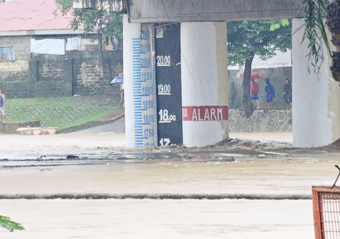 PBBM_1_resized The Marikina River reached second alarm by mid-morning Monday, September 2, 2024, as water level continued to rise amid persistent rains due to Tropical Storm Enteng (international name: Yagi). The Marikina Public Information Office said in a Facebook post that the river hit 16 meters high at 8:32 a.m. and 17 meters by 10:55 a.m. If the river’s water swells to 18 meters high, the local government may impose mandatory evacuation of residents. PHOTO Ram Nabong / INQUIRER.net