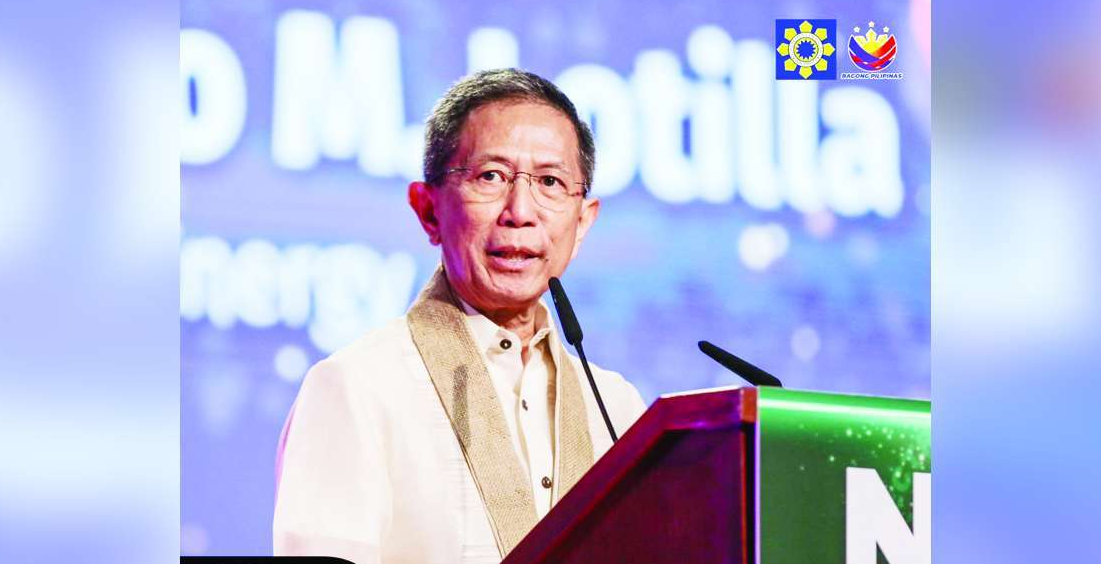 RE_pledges_superimposed_resized Department of Energy Secretary Raphael Lotilla says the Marcos administration’s policy to open up the renewable energy (RE) sector to full foreign ownership has boosted the investment interest for RE technologies in the country. DOE PHOTO