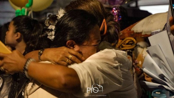 bar-examinees-pio Examinees in Iloilo City rejoice after finishing the 2024 Bar Exams on Sunday, September 15. Photo courtesy of Iloilo City Government