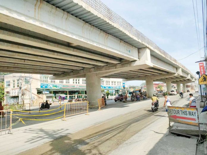 ime-Aganan-1 Upon completion, the total cost of the Aganan flyover in Pavia, Iloilo will reach P1.012 billion, surpassing the P980 million total cost of the Ungka flyover (P680 million for construction and P300 million for repairs). AJ PALCULLO/PN