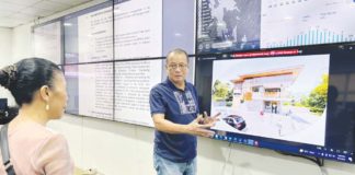 Iloilo Provincial Administrator Raul Banias presents a plan to establish a “School of Living Traditions” at the Fernandez Perez Memorial National High School in Barangay Datagan, Calinog, Iloilo. CAPITOL PHOTO