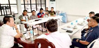 Iloilo Schools Division Superintendent Ernesto Servillon Jr. holds a meet with representatives from the Philippine National Police and Philippine Drug Enforcement Agency on how to strengthen the anti-drug campaign in public schools. PHOTO FROM DEPED ILOILO