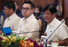 Marcos confident on further easing of rice prices President Ferdinand Romualdez Marcos Jr. (right) presides over the sectoral meeting on Managing Food and non-food inflation on Tuesday, Sept. 24, 2024 at the State Dining Room of Malacañan Palace, Manila. YUMMIE DINGDING / PPA POOL