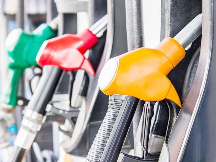 oil_firms_1_resized Oil firms will increase prices per liter of gasoline by P0.50, diesel by P0.30, and kerosene by P0.70 today, September 3. PHOTO COURTESY OF GMA NEWS ONLINE