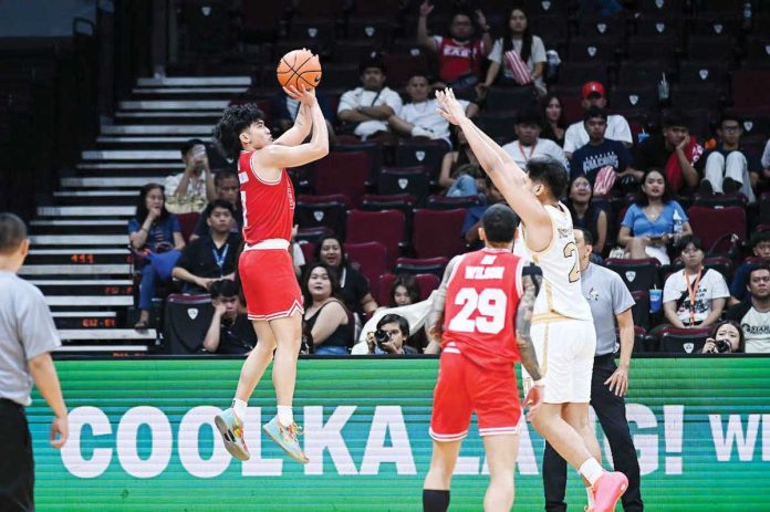 sports_UAAP_resized University of the East Red Warriors’ Wello Lingolingo pulls up for a shot. UAAP PHOTO
