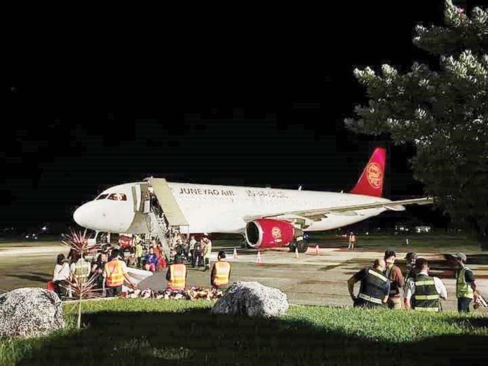 DOTr_airport_resized The Department of Transportation says the government is working for the privatization and operation as well as the maintenance of the Kalibo International Airport in Aklan. Photo shows Chinese carrier Juneyao Air arriving at the Kalibo International Airport. KALIBO INTERNATIONAL AIRPORT/FACEBOOK PHOTO