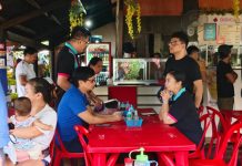 Robredo, Abalos meet in Naga to assist typhoon victims