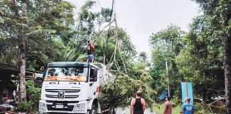 Barangay officials of Cubay Sermon, Sibalom, Antique assist in road clearing operations to help ensure the safety of motorists on Thursday, Oct. 24, 2024. PHOTO COURTESY OF NUTRISKWELA RADYO KAABYANAN