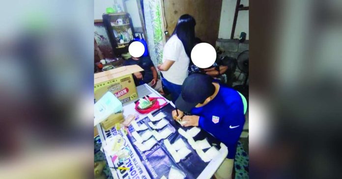 Police seized approximately P7,480,000 worth of suspected shabu from live-in partners in a buy-bust operation in Barangay Cabanbanan, Oton, Iloilo around 1 a.m. on Oct. 3, 2024. REG’L POLICE DRUG ENFORCEMENT UNIT 6 PHOTO