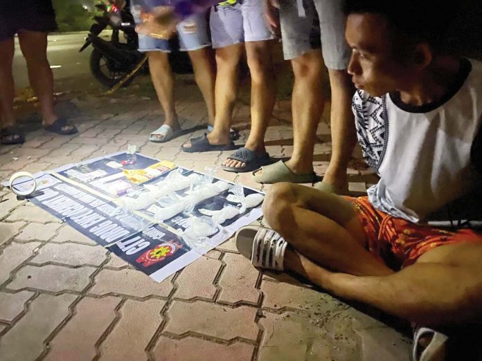 Alias “Boss Jan-Jan” was arrested in a buy-bust operation in Barangay Tacas, Jaro, Iloilo City on Thursday night, Oct. 17. Police seized around P8.74 million worth of shabu. K5 NEWS FM ILOILO 88.8/FACEBOOK PHOTO
