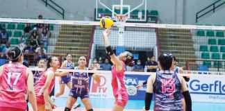 Negrense Rhean Almendralejo of Biñan Tatak Gel 1-Pacman Partlylist Volley Angels tosses the ball to a teammate. MPVA PHOTO