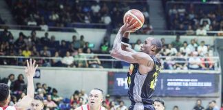 TNT Tropang Giga’s Rondae Hollis-Jefferson pulls up for a short jumper. PBA PHOTO