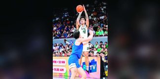 De La Salle University Green Archers’ Kevin Quiambao pulls up for a three-point basket. UAAP PHOTO