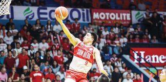 Ilonggo John Bryan Sajonia of San Beda University Red Lions attacks the Colegio de San Juan de Letran Knights’ defense for a layup. Photo courtesy of NCAA/GMA Sports