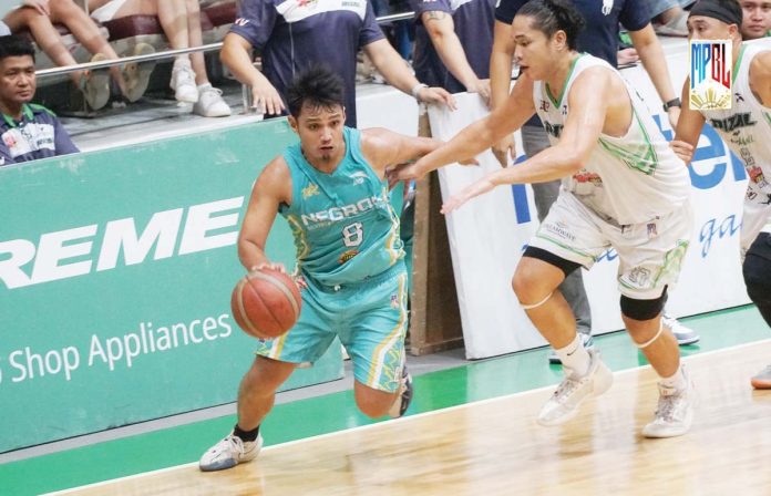 sports_Quezon_resized Jan Formento contributed six points in Negros Muscovados’ Game 1 loss to Quezon Huskers. MPBL PHOTO