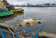 Sunken tugboat spilled 200 liters of diesel fuel at Iloilo River Photo courtesy of Iloilo City DRRMO