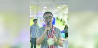 “There is no end to our efforts to combat illiteracy and innumeracy. Every division and school has data, and we are using a regional approach to determine the best way to address this issue,” says Dr. Ramir Uytico, director of the Department of Education Region 6. DEPED REGION 6 PHOTO