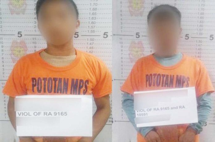buy-bust-ops1 Drug suspects identified as aliases “Naldo”and “JR” yielded around P680,000 worth of suspected shabu in a buy-bust operation in Barangay Palaguia, Pototan, Iloilo on Saturday night, Nov. 16, 2024. IPPO PHOTO