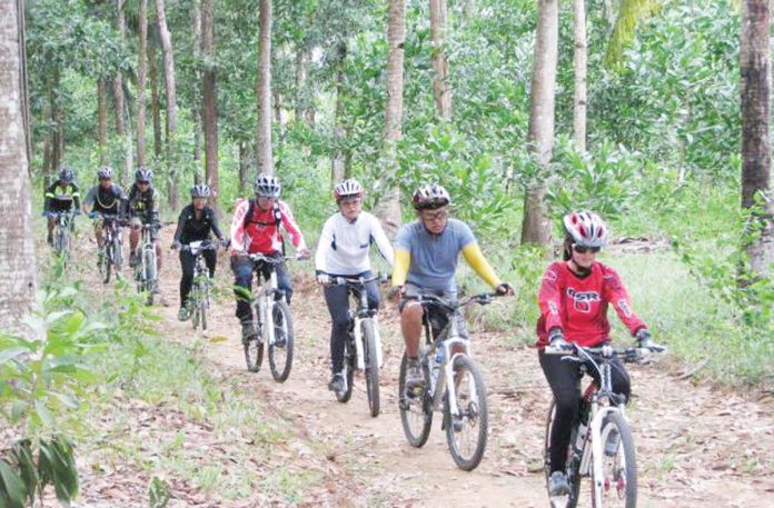 cycling-1 The Guimaras National Cycling Festival 2024 from November 16 to December 1, 2024 aims to position the island province as a hub for adventure sports events. GUIMARAS TOUR BIKING RENT/GUIDE FB PHOTO