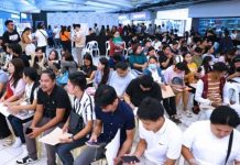 Jobless rate eases to 5% in March The Philippine Statistics Authority reported Wednesday, Nov. 6, 2024, that the number of jobless Filipinos went down to 1.89 million in September this year from 2.26 million last year. Photo shows jobseekers at a mall in Davao City for the "Handog ng Pangulo: Serbisyo Sapat Para sa Lahat" job fair. PNA PHOTO BY ROBINSON NIÑAL JR.